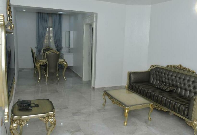 اتاق استاندارد, Sakura Apartment