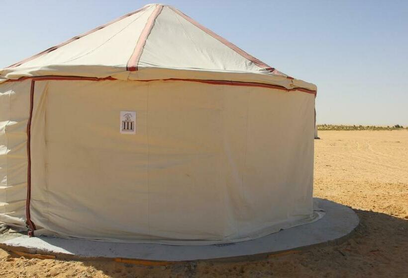 سوییت سوپریور, Shahrazad Camp In White Desert, Egypt