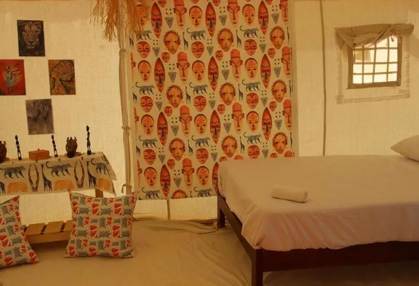 اتاق راحتی سه تخته, Shahrazad Camp In White Desert, Egypt