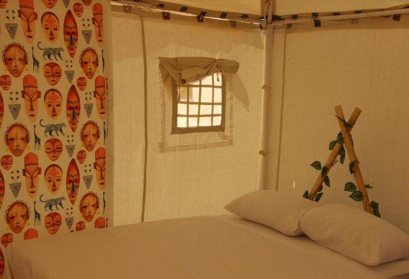 اتاق راحتی سه تخته, Shahrazad Camp In White Desert, Egypt