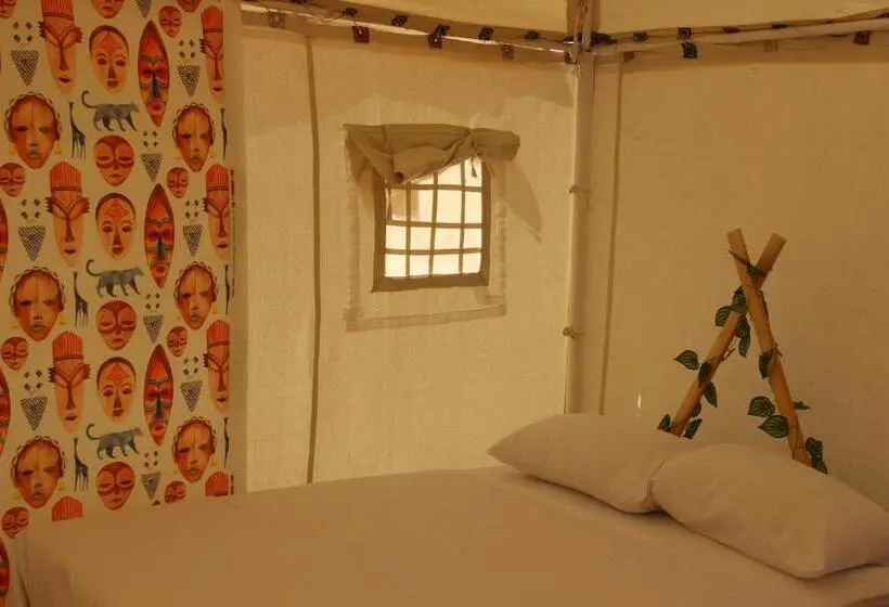 اتاق راحتی سه تخته, Shahrazad Camp In White Desert, Egypt