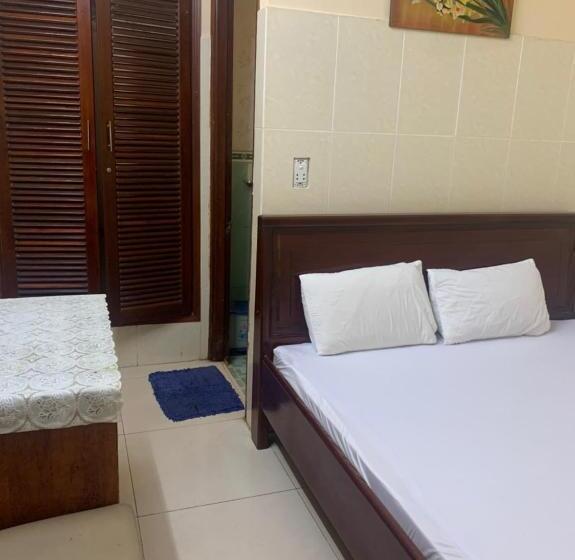 اتاق استاندارد, Chí Linh Motel