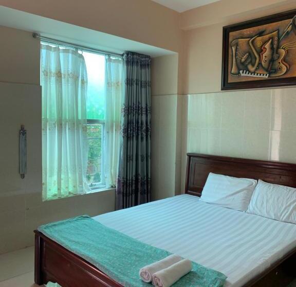 اتاق استاندارد سه نفره, Chí Linh Motel