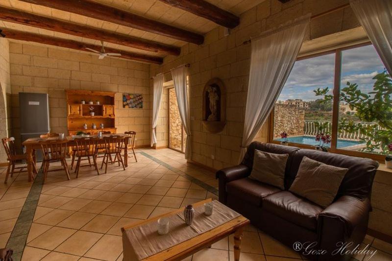 اتاق استاندارد, Hibiscus