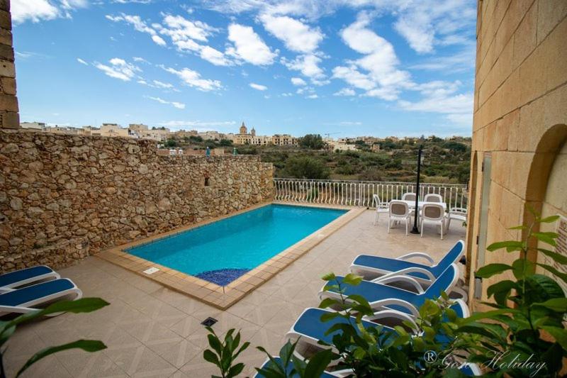 ویلای یک اتاق خوابه با استخر شنا, Hibiscus