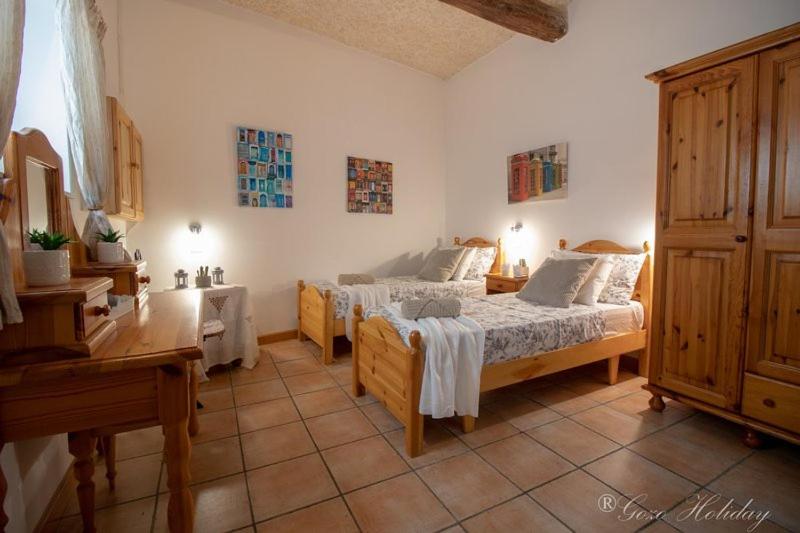 ویلای یک اتاق خوابه با استخر شنا, Hibiscus