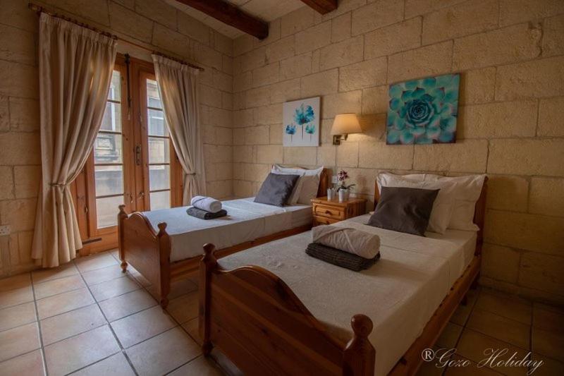 ویلای یک اتاق خوابه با استخر شنا, Hibiscus