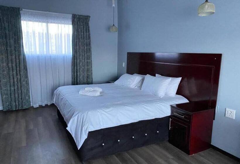 اتاق استاندارد با بالکن, Highlands Lodge