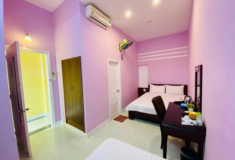 اتاق استاندارد سه نفره, Bali Hotel 2