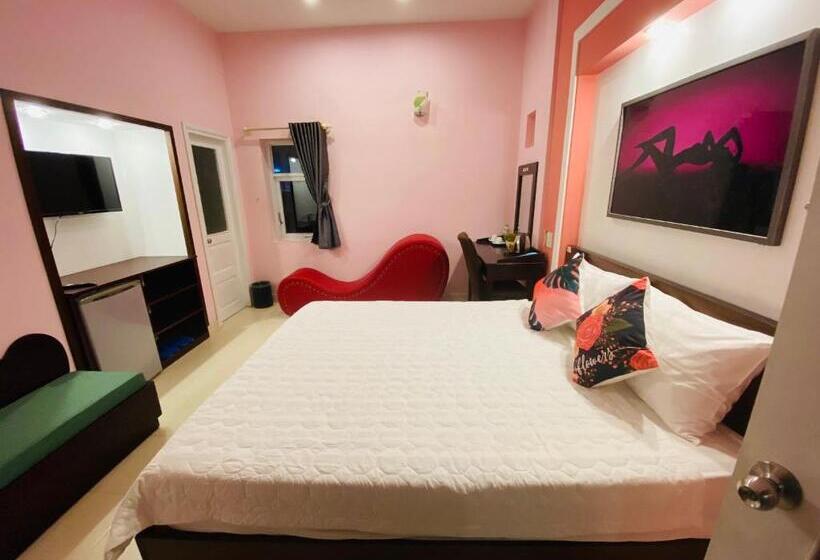 اتاق لوکس, Bali Hotel 2