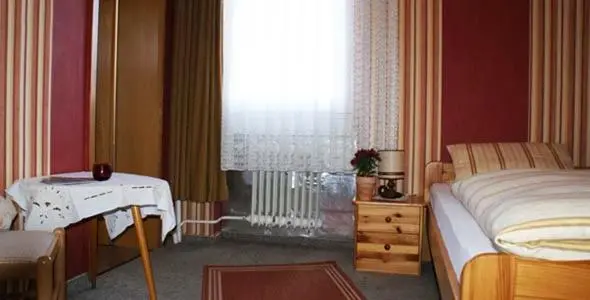 スタンダードシングルルーム, Gasthaus Pension Schumbert