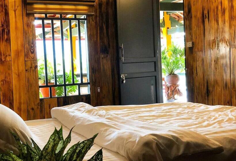 اتاق استاندارد, Thênh Thang Home & Cafe
