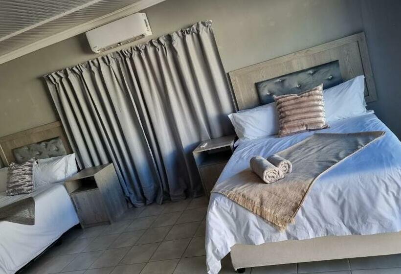 Номер Стандарт, The Unit Party House