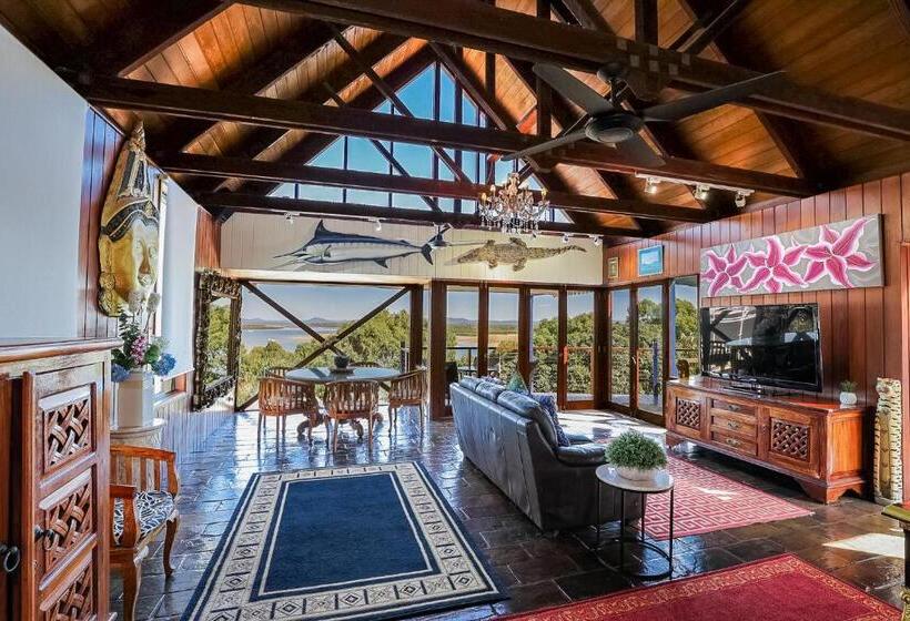 Люкс Deluxe 2 Спальни, 1770 Sovereign Lodge Retreat