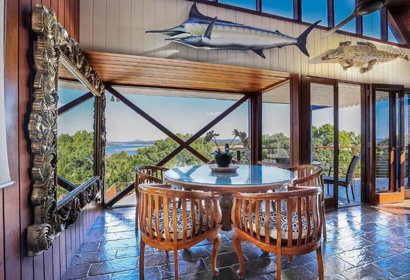 Люкс Deluxe 2 Спальни, 1770 Sovereign Lodge Retreat