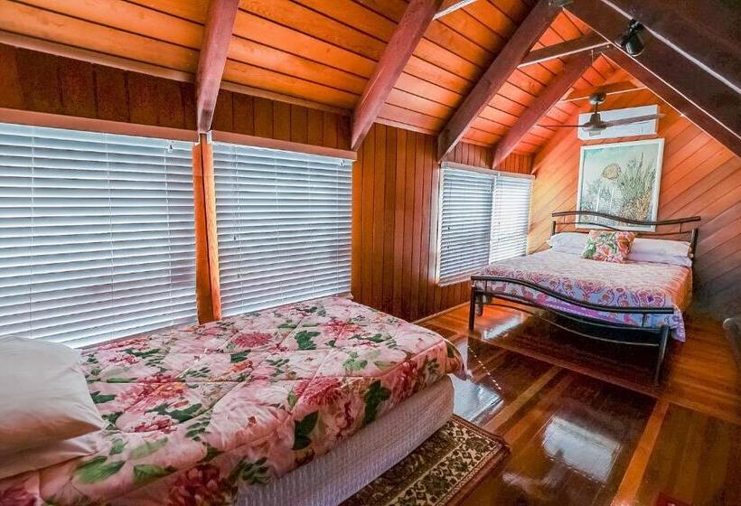 Люкс Deluxe 2 Спальни, 1770 Sovereign Lodge Retreat