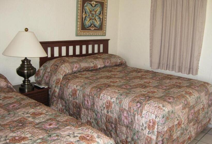 Quarto Estandar, Glades Motel   Naples
