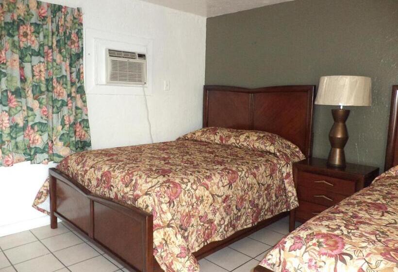 Номер Стандарт, Glades Motel   Naples
