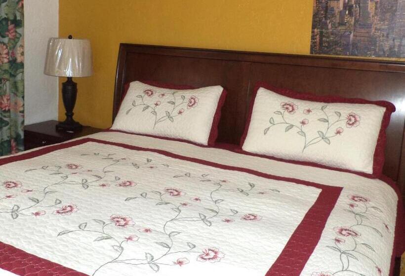 Quarto Estandar, Glades Motel   Naples