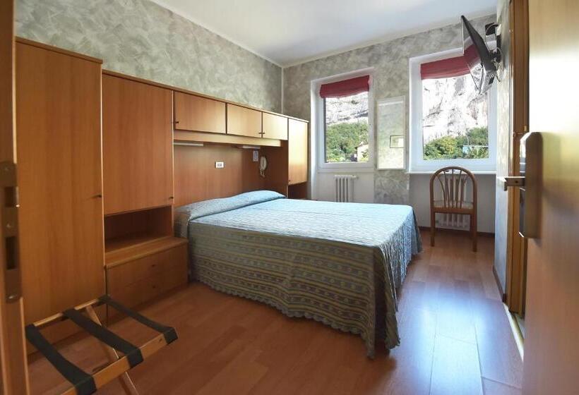 Quarto Basic, Angelini