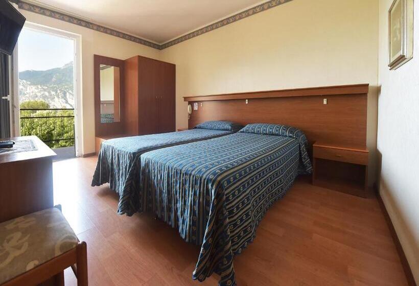 Номер Стандарт, Angelini