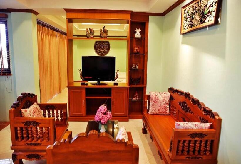 غرفة عائلية, Baan Ss Karon