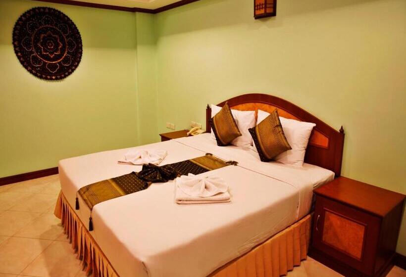 غرفة ديلوكس, Baan Ss Karon