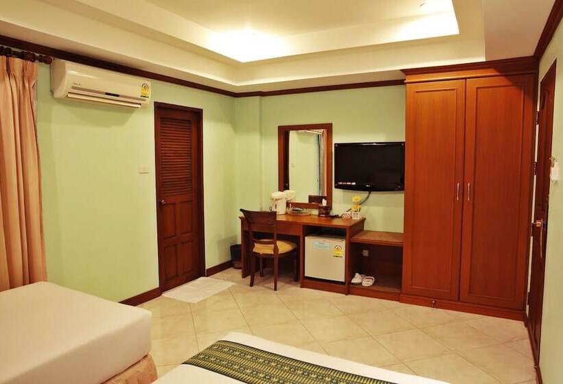 غرفة ديلوكس, Baan Ss Karon