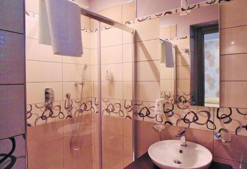 Номер Стандарт Трехместный, B&b Albachiara