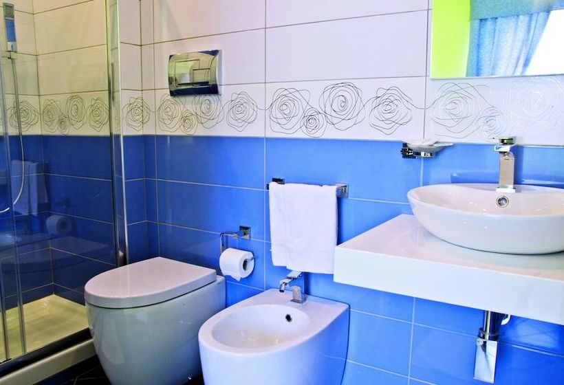 Номер Стандарт Трехместный, B&b Albachiara