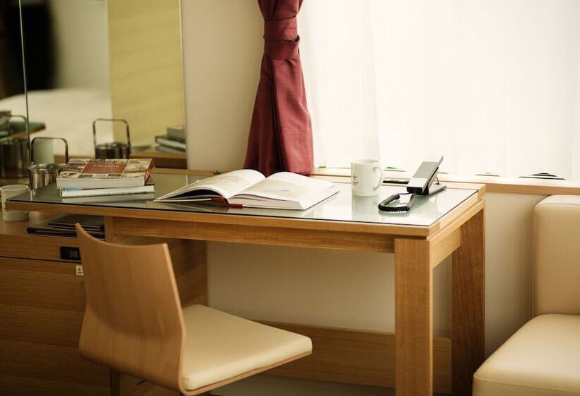 Номер Superior, Candeo Hotels Fukuoka Tenjin