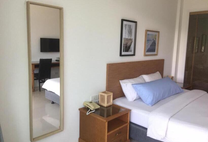 Номер Стандарт Вид на Бассейн, Clear House Resort   Sha Extra Plus