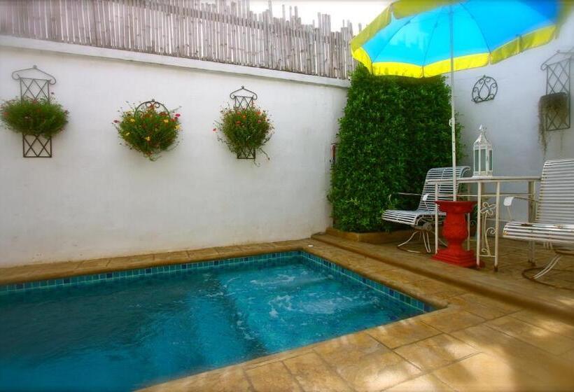 Vila 1 Quarto Vista jardim, Costa Village Pool Villa