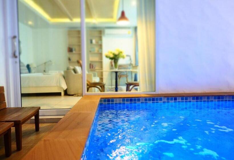 Quarto Deluxe, Costa Village Pool Villa