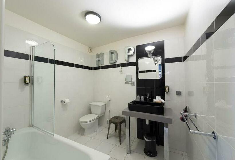 חדר קלאב, De Paris