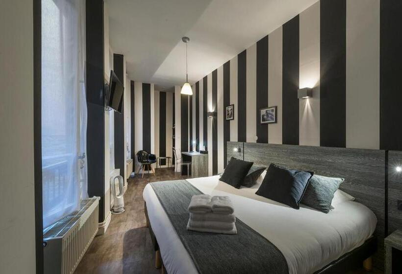 חדר קלאב, De Paris