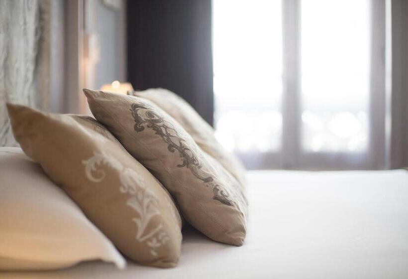 俱乐部房间, De Paris