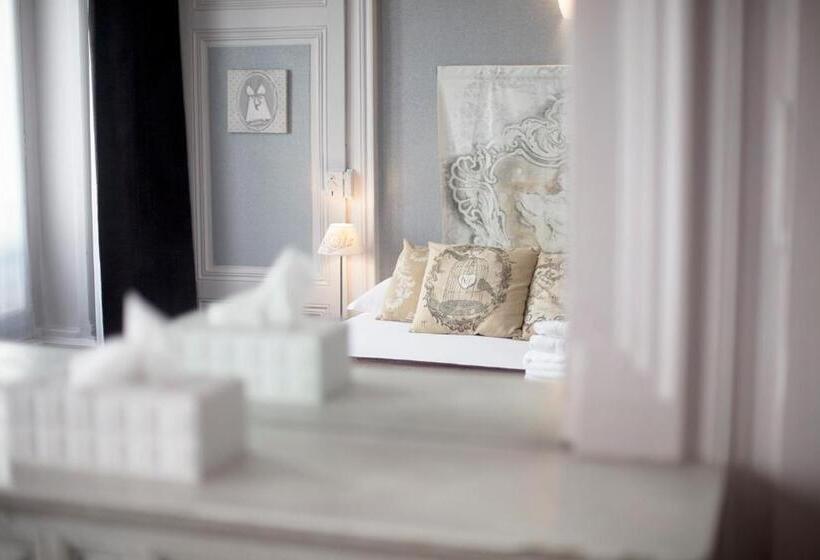 俱乐部房间, De Paris