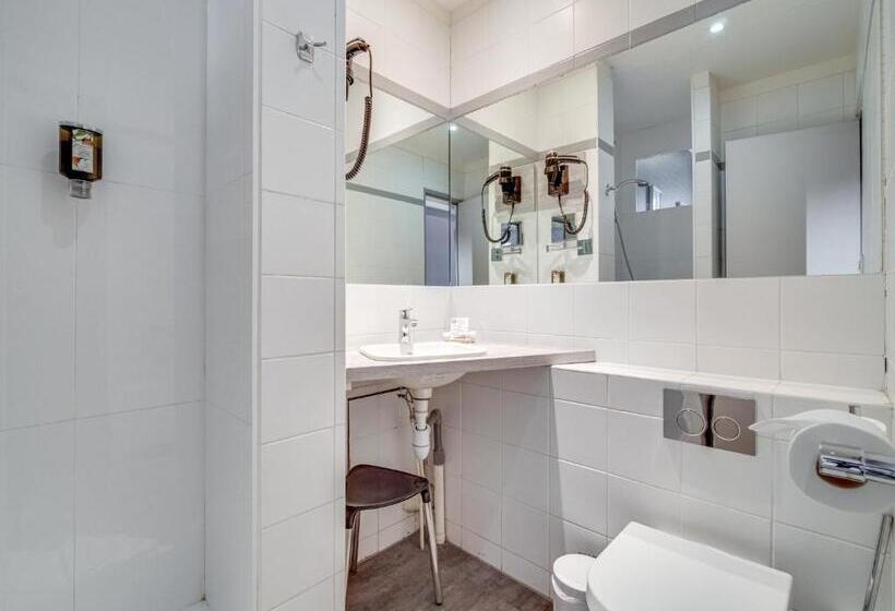 高级单人间, De Paris