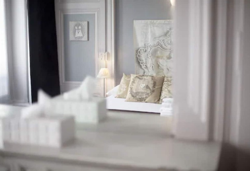 俱乐部房间, De Paris