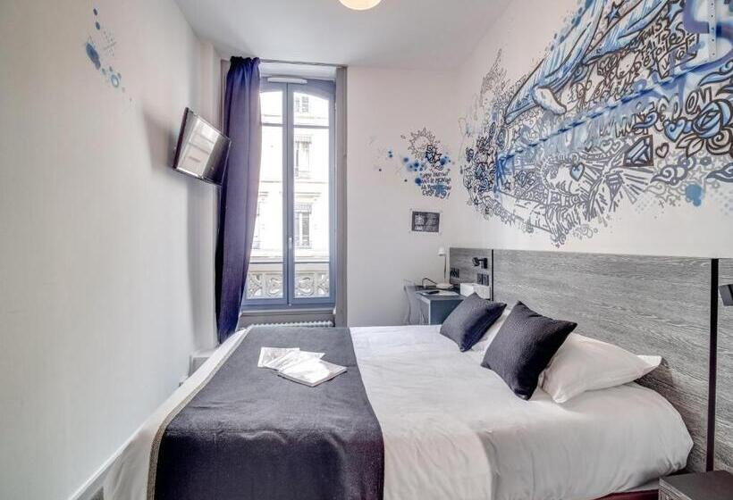 スタンダードルーム, De Paris