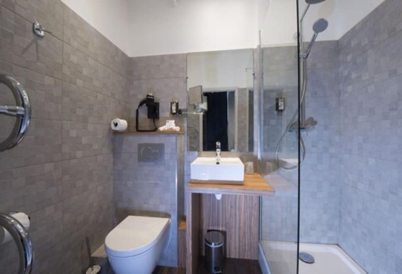 俱乐部房间, De Paris