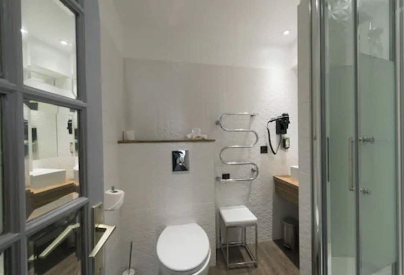 חדר קלאב, De Paris