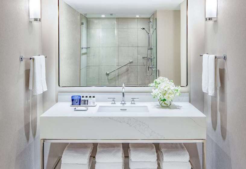 غرفة قياسية, Hilton Cleveland Downtown