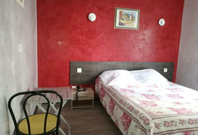 Номер Стандарт, Hôtel Moderne