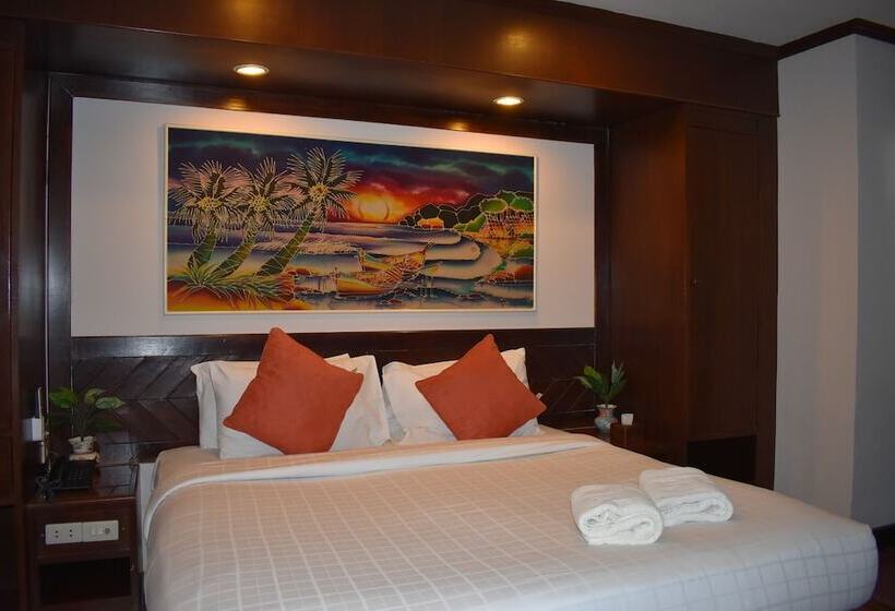 디럭스 룸, Karon Cafe  Inn