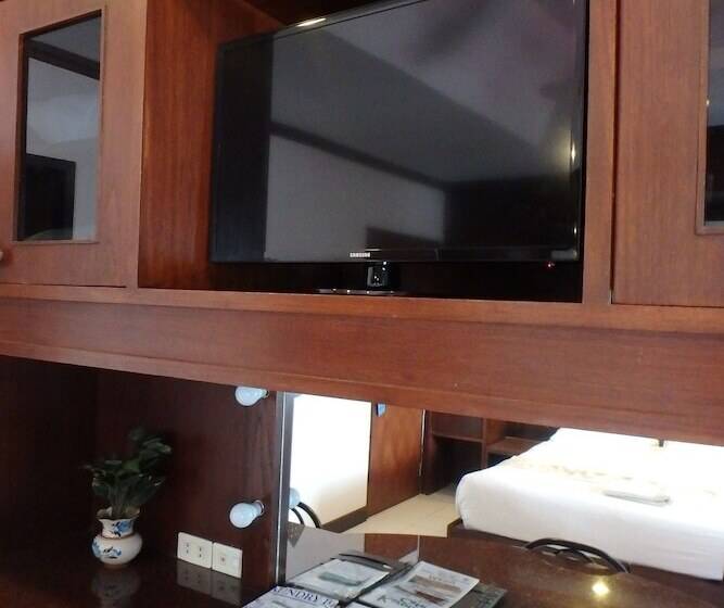 חדר סטנדרט, Karon Cafe Inn