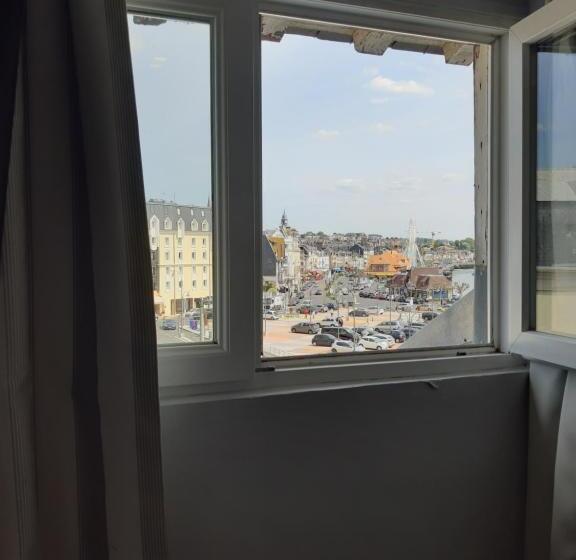 Классический Номер, Les Embruns