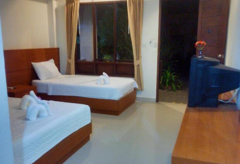 스탠다드 트리플 룸, Modern Resort