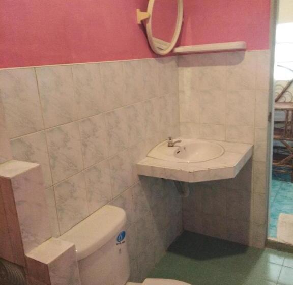 스탠다드 방갈로, Modern Resort